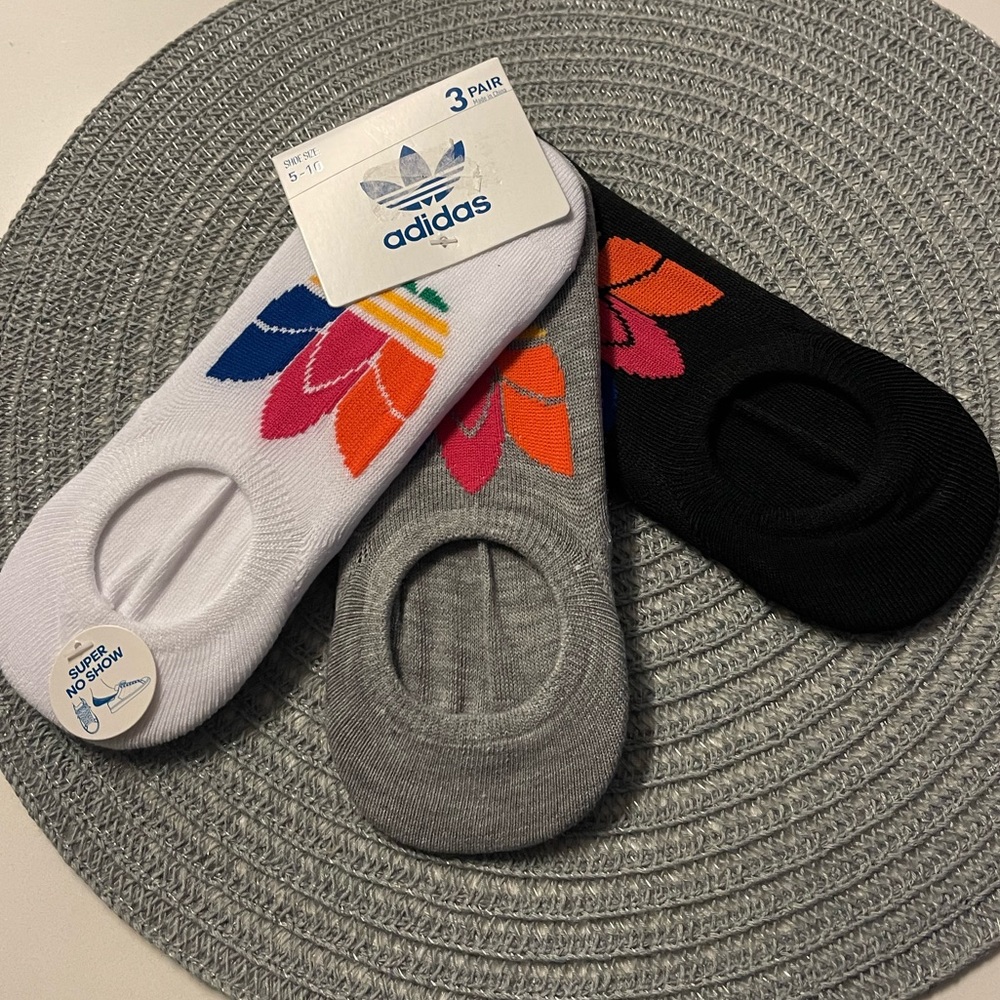 Adidas new no show socks fits women size 6-10 - Picture 2 of 4